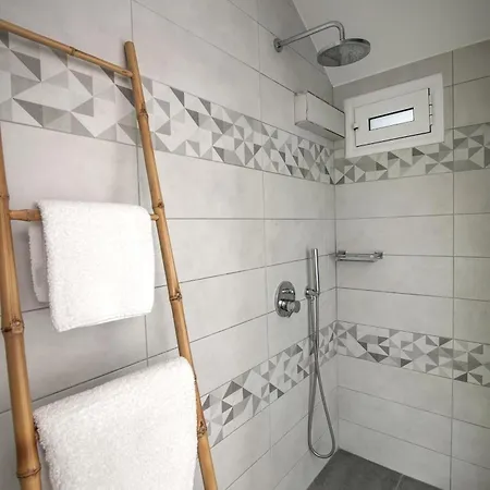 Abelonas Retreat 아파트호텔 이메로비글리
