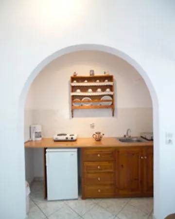 Abelonas Retreat Imerovigli (Santorini)