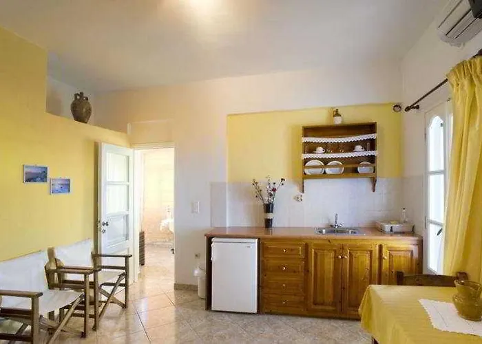 Abelonas Retreat Aparthotel 4*