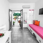 Abelonas Retreat Апарт-отель Имеровигли